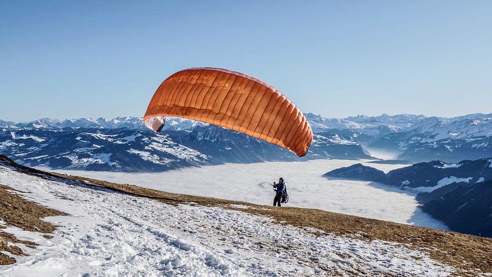 航空英雄人物事跡簡(jiǎn)介 航空英雄人物事跡簡(jiǎn)介100字